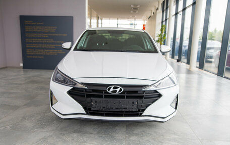Hyundai Elantra VI рестайлинг, 2019 год, 2 215 000 рублей, 2 фотография