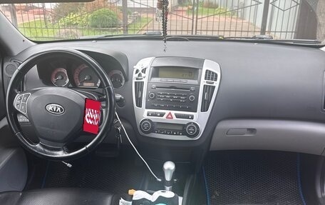 KIA cee'd I рестайлинг, 2009 год, 585 000 рублей, 9 фотография