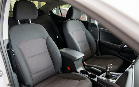 Hyundai Elantra VI рестайлинг, 2019 год, 2 215 000 рублей, 17 фотография