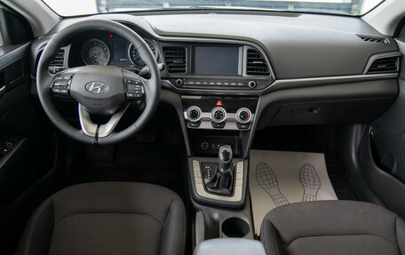 Hyundai Elantra VI рестайлинг, 2019 год, 2 215 000 рублей, 21 фотография