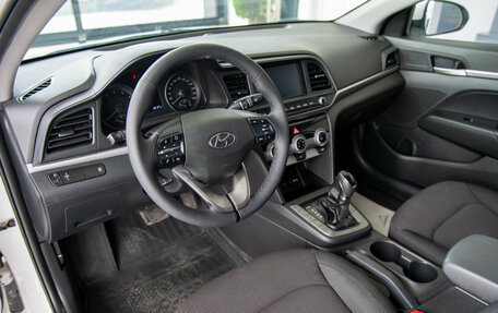 Hyundai Elantra VI рестайлинг, 2019 год, 2 215 000 рублей, 13 фотография