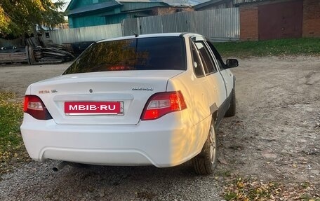 Daewoo Nexia I рестайлинг, 2011 год, 120 000 рублей, 3 фотография
