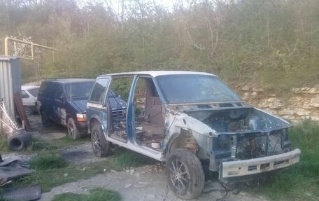 Chrysler Voyager II, 1994 год, 150 000 рублей, 1 фотография
