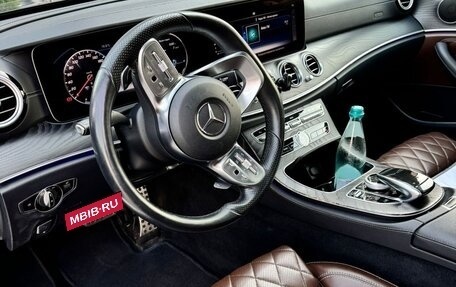 Mercedes-Benz E-Класс, 2020 год, 3 280 000 рублей, 5 фотография