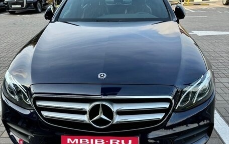 Mercedes-Benz E-Класс, 2020 год, 3 280 000 рублей, 2 фотография