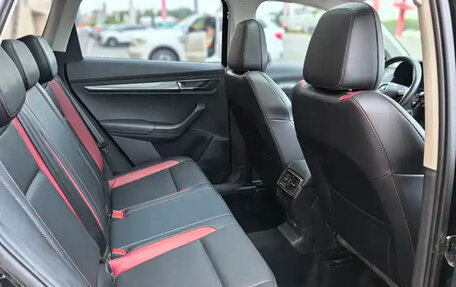 Skoda Karoq I, 2022 год, 2 270 000 рублей, 14 фотография