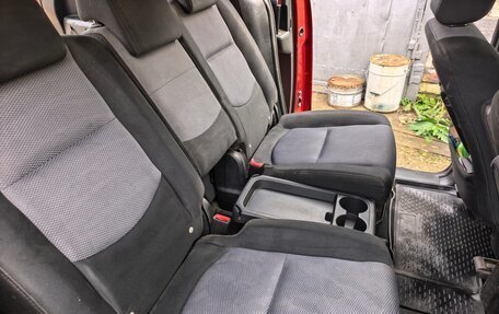 Mazda 5 I рестайлинг, 2006 год, 280 000 рублей, 17 фотография