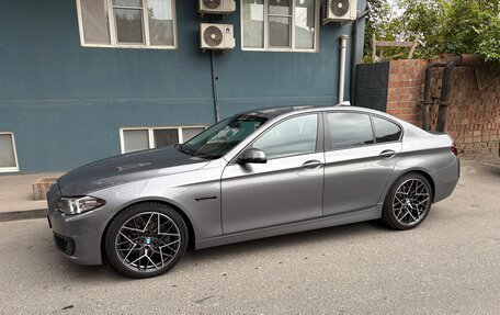 BMW 5 серия, 2016 год, 2 550 000 рублей, 10 фотография