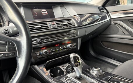 BMW 5 серия, 2016 год, 2 550 000 рублей, 21 фотография