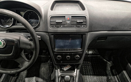 Skoda Yeti I рестайлинг, 2014 год, 520 000 рублей, 19 фотография