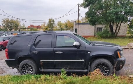 Chevrolet Tahoe III, 2011 год, 2 050 000 рублей, 3 фотография