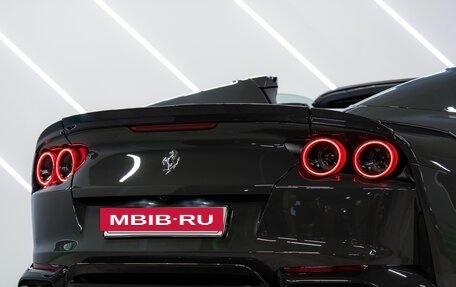Ferrari 812, 2021 год, 39 900 000 рублей, 8 фотография