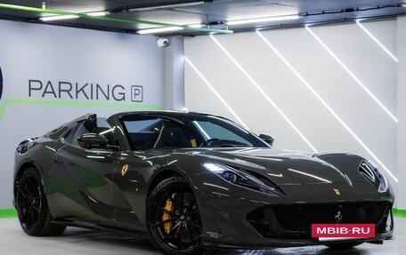 Ferrari 812, 2021 год, 39 900 000 рублей, 3 фотография