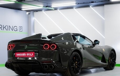 Ferrari 812, 2021 год, 39 900 000 рублей, 10 фотография