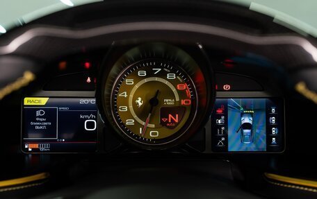 Ferrari 812, 2021 год, 39 900 000 рублей, 15 фотография