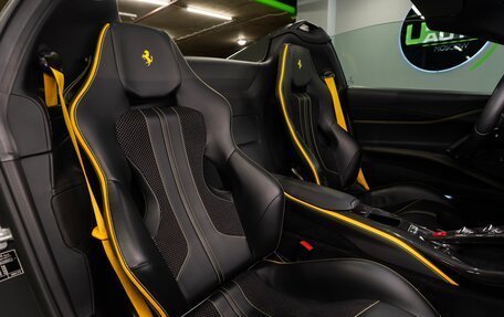 Ferrari 812, 2021 год, 39 900 000 рублей, 16 фотография