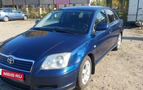 Toyota Avensis III рестайлинг, 2006 год, 630 000 рублей, 1 фотография