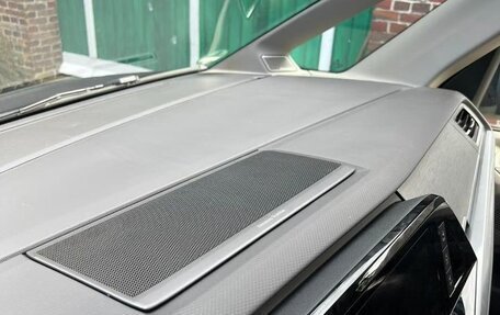 Volkswagen Multivan, 2023 год, 5 360 000 рублей, 5 фотография