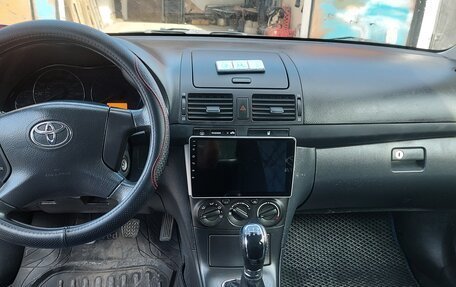 Toyota Avensis III рестайлинг, 2006 год, 630 000 рублей, 6 фотография