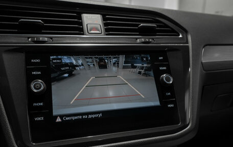 Volkswagen Tiguan II, 2020 год, 3 200 000 рублей, 19 фотография