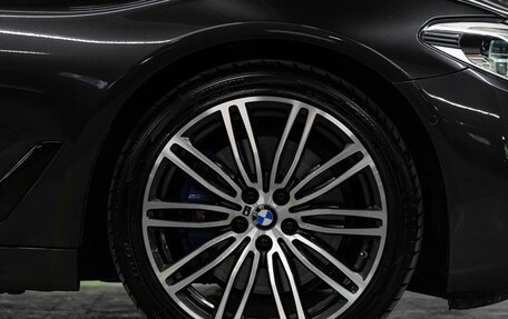 BMW 5 серия, 2018 год, 3 790 000 рублей, 10 фотография