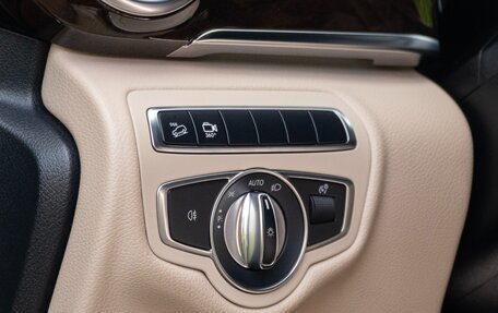 Mercedes-Benz V-Класс, 2017 год, 5 590 000 рублей, 22 фотография