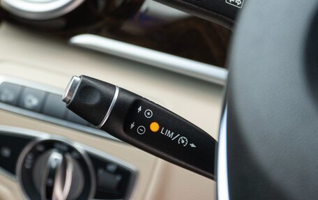 Mercedes-Benz V-Класс, 2017 год, 5 590 000 рублей, 25 фотография