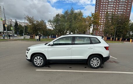 Skoda Karoq I, 2022 год, 1 990 000 рублей, 4 фотография