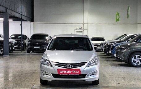 Hyundai Solaris II рестайлинг, 2014 год, 592 000 рублей, 2 фотография