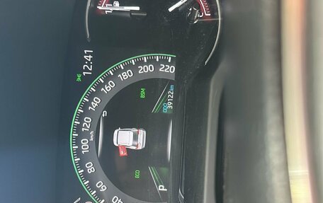 Toyota RAV4, 2021 год, 3 550 000 рублей, 6 фотография