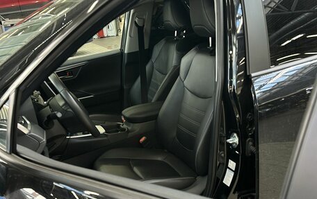 Toyota RAV4, 2021 год, 3 550 000 рублей, 5 фотография