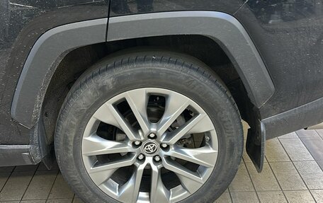Toyota RAV4, 2021 год, 3 550 000 рублей, 9 фотография