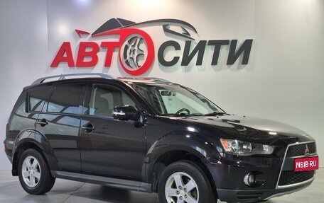 Mitsubishi Outlander III рестайлинг 3, 2009 год, 935 000 рублей, 1 фотография