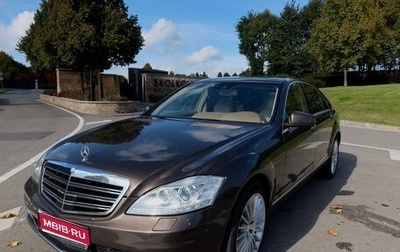 Mercedes-Benz S-Класс, 2012 год, 1 500 000 рублей, 1 фотография