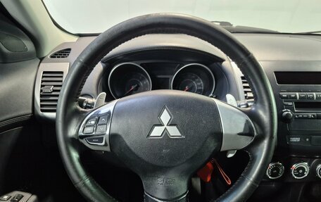 Mitsubishi Outlander III рестайлинг 3, 2009 год, 935 000 рублей, 10 фотография