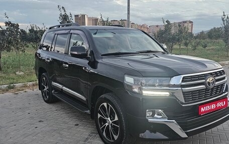 Toyota Land Cruiser 200, 2012 год, 3 550 000 рублей, 2 фотография