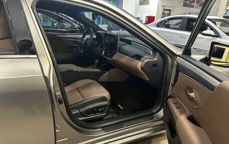 Lexus ES VII, 2025 год, 6 150 000 рублей, 12 фотография