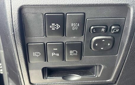 Toyota Land Cruiser 200, 2016 год, 5 629 900 рублей, 14 фотография