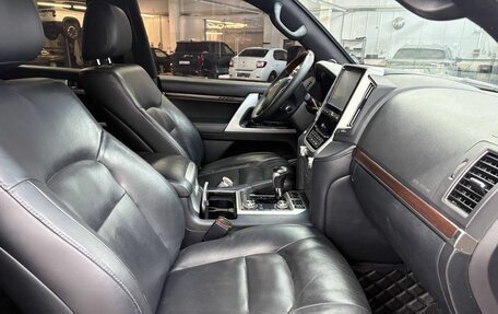 Toyota Land Cruiser 200, 2016 год, 5 629 900 рублей, 8 фотография