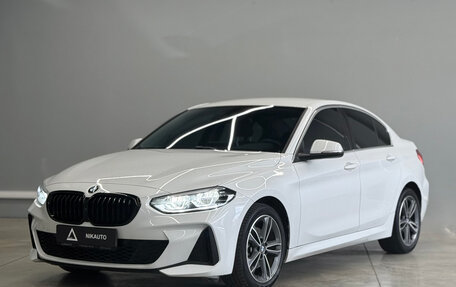 BMW 1 серия, 2022 год, 2 430 000 рублей, 1 фотография