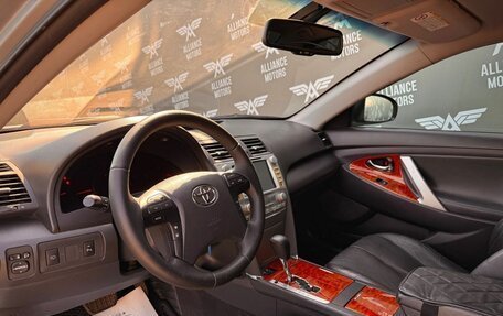 Toyota Camry, 2010 год, 1 100 000 рублей, 10 фотография