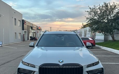 BMW X7, 2022 год, 11 800 000 рублей, 2 фотография
