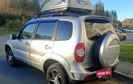 Chevrolet Niva I рестайлинг, 2011 год, 490 000 рублей, 6 фотография