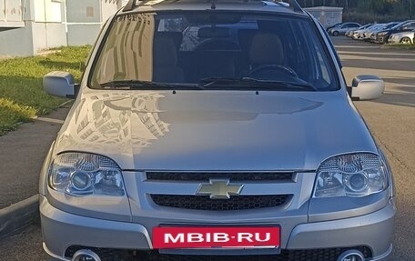 Chevrolet Niva I рестайлинг, 2011 год, 490 000 рублей, 4 фотография