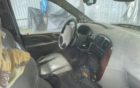 Chrysler Town & Country IV, 2001 год, 470 000 рублей, 5 фотография