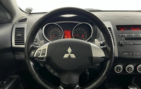 Mitsubishi Outlander III рестайлинг 3, 2008 год, 750 000 рублей, 17 фотография