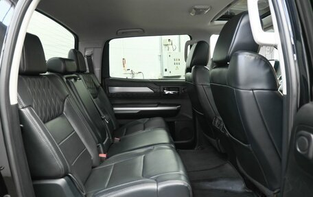 Toyota Tundra II, 2017 год, 5 249 900 рублей, 14 фотография