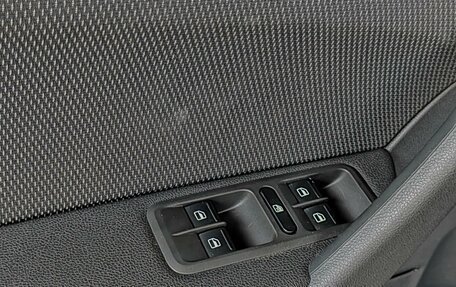 Skoda Yeti I рестайлинг, 2014 год, 999 000 рублей, 15 фотография