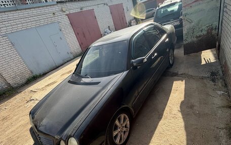 Mercedes-Benz E-Класс, 2000 год, 4 фотография