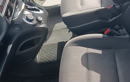 Toyota Sienta II, 2021 год, 1 600 000 рублей, 9 фотография